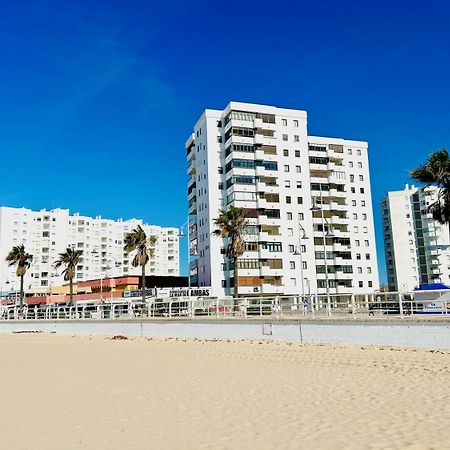 Gatu Arena " Preferente Mayores De 25 Anos Y Familias " El Puerto de Santa María Exterior foto