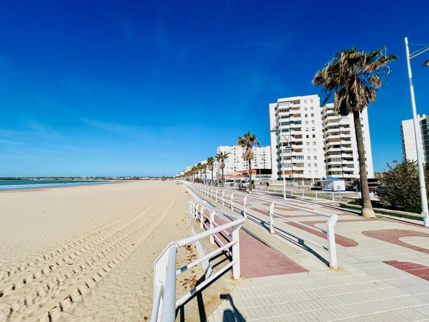 Gatu Arena " Preferente Mayores De 25 Anos Y Familias " El Puerto de Santa María Exterior foto
